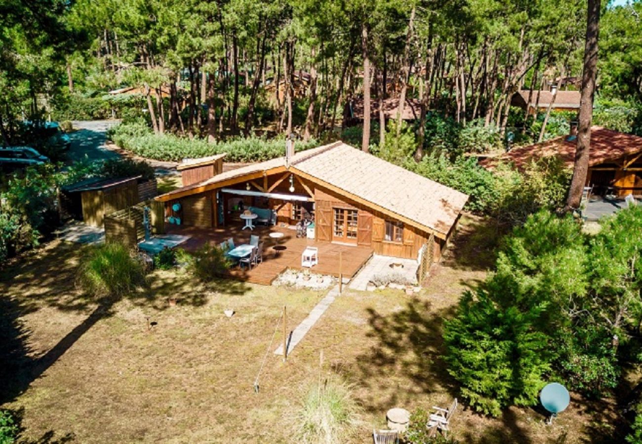 Chalet in Grayan-et-l´Hôpital - Chalet Guyane 1