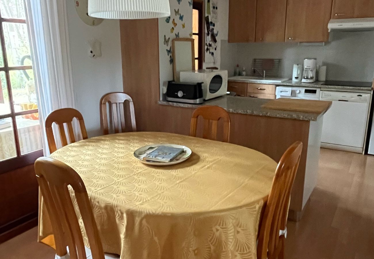 Chalet in Grayan-et-l´Hôpital - Chalet Nouvelle Calédonie 1