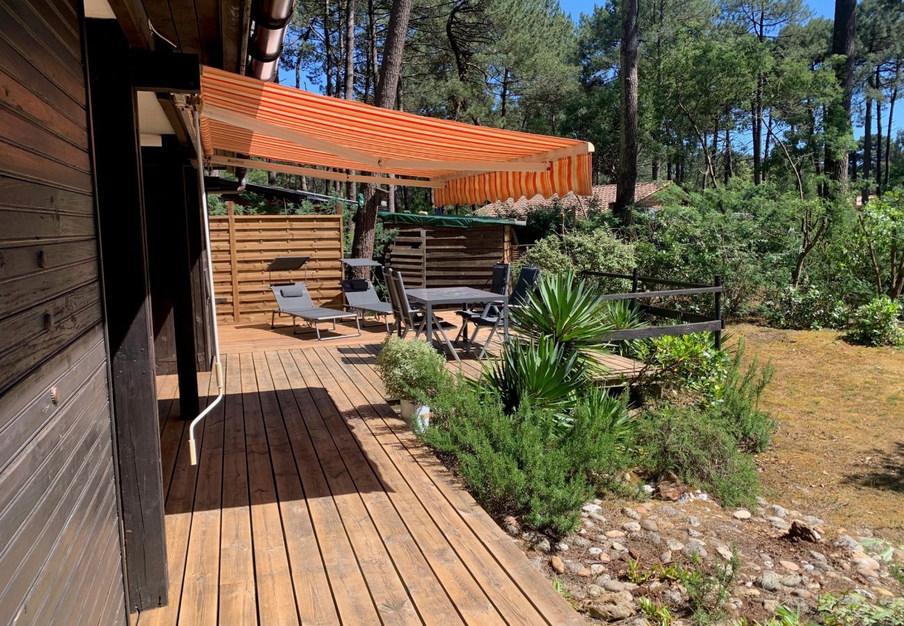 Chalet in Grayan-et-l´Hôpital - Chalet France 9