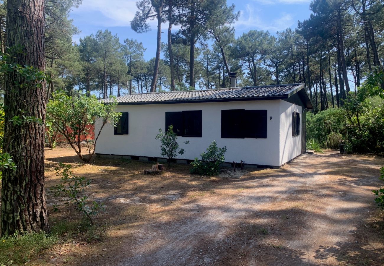 Chalet in Grayan-et-l´Hôpital - Chalet France 9