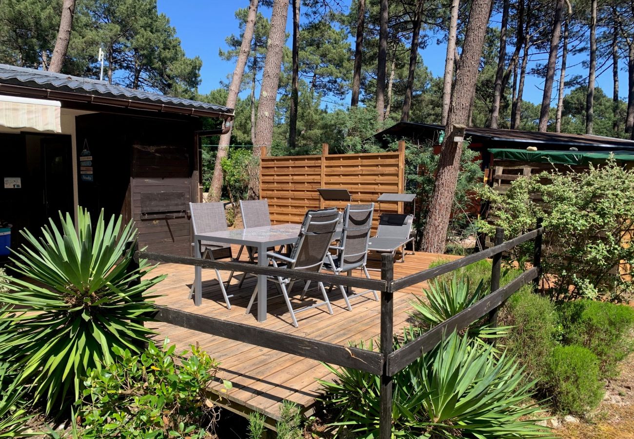 Chalet in Grayan-et-l´Hôpital - Chalet France 9