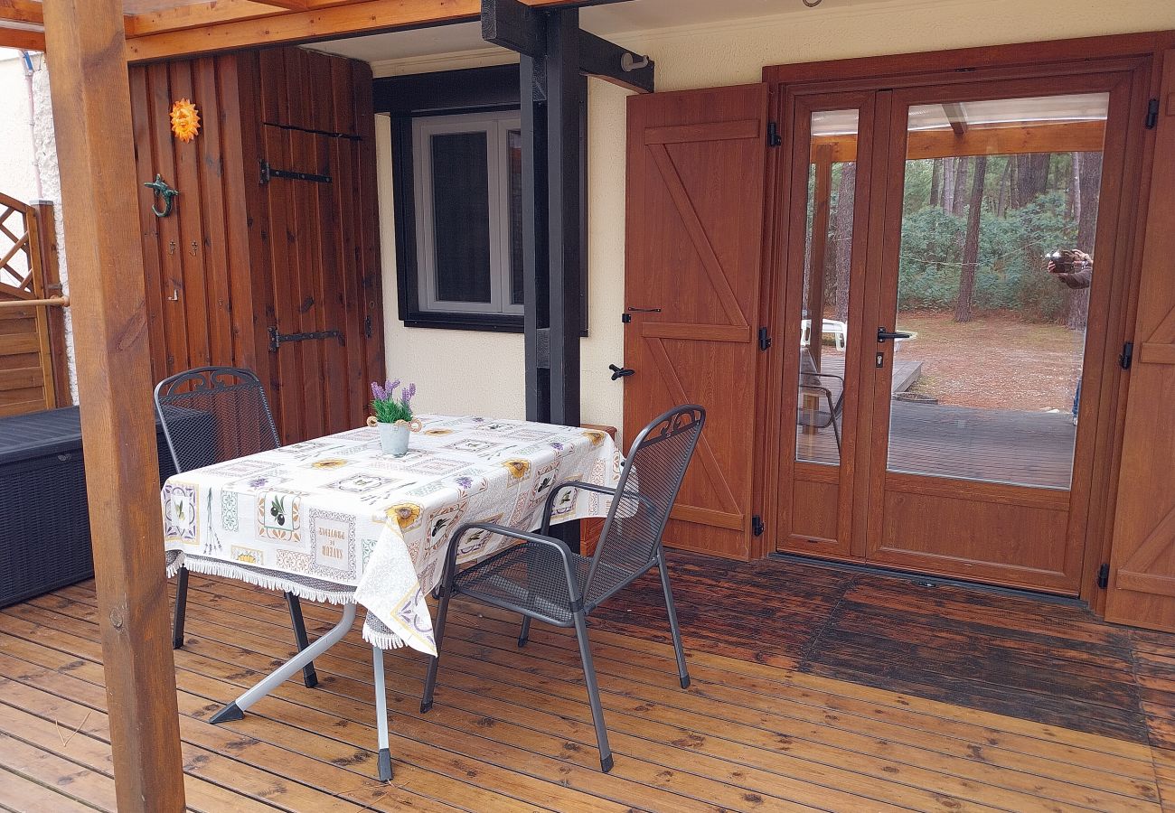 Studio in Grayan-et-l´Hôpital - Studio Europe 25 Nord