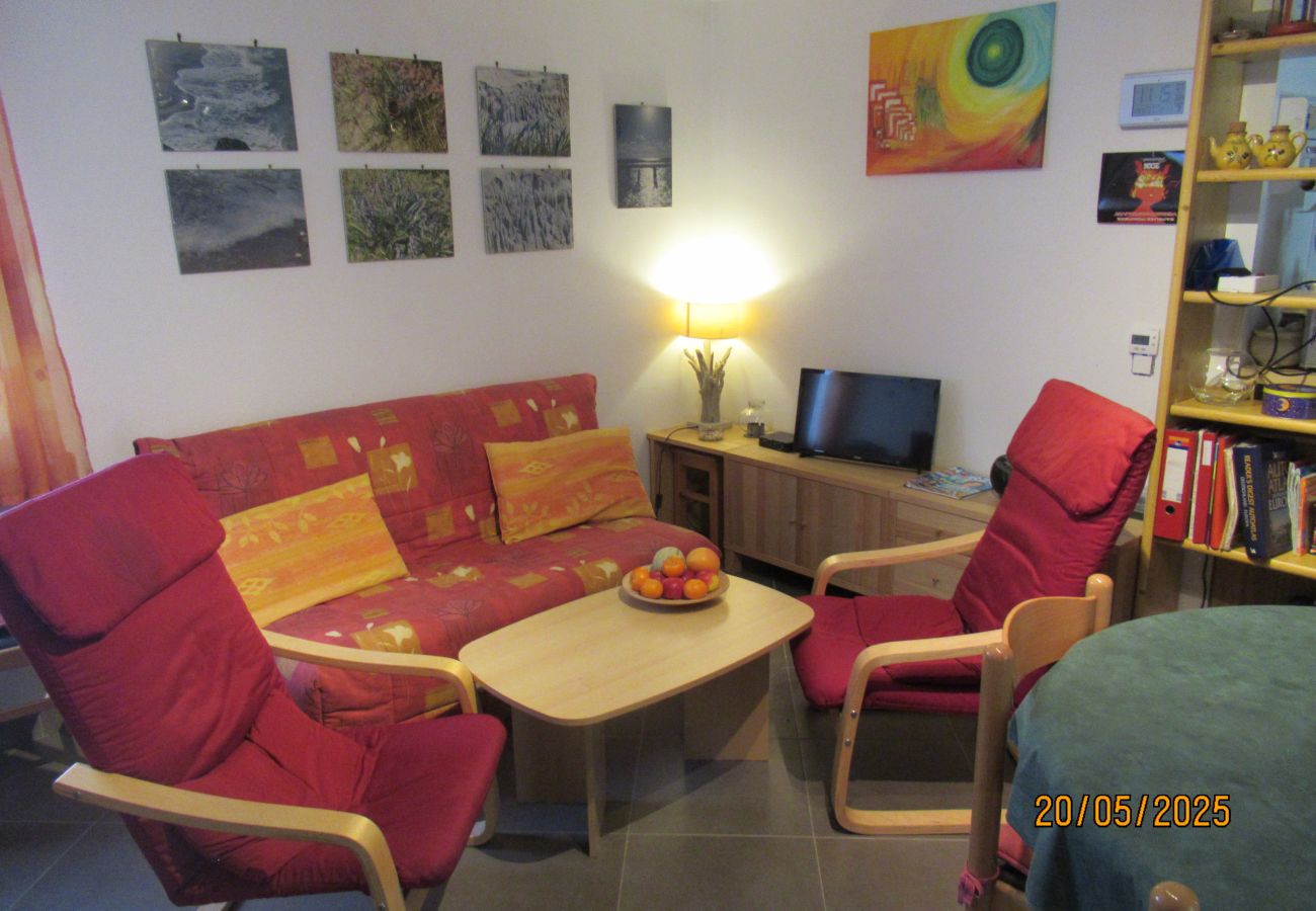 Chalet in Grayan-et-l´Hôpital - Chalet France 15