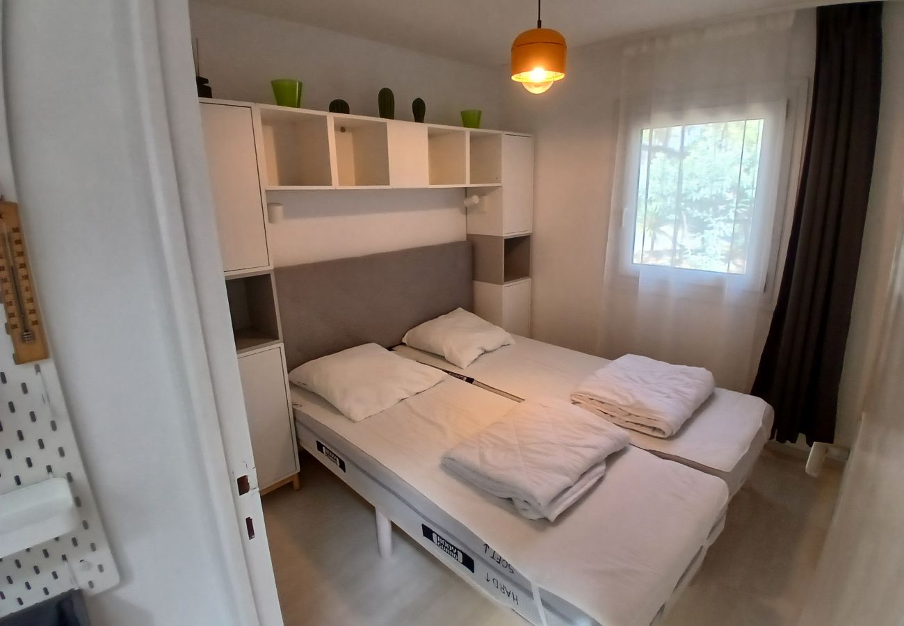 Doppelhaushälfte in Grayan-et-l´Hôpital - Maison Duo Thailande 19 Ouest