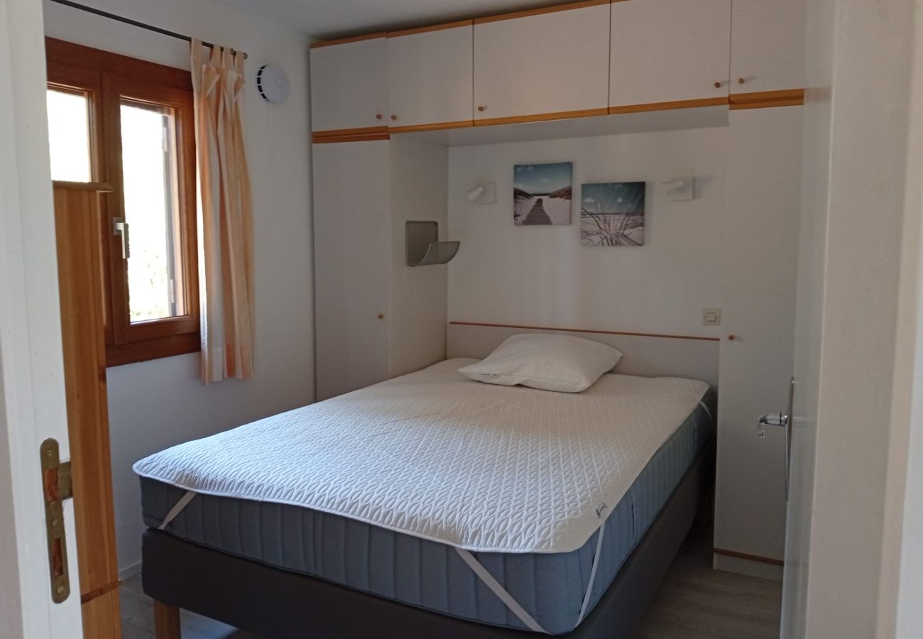 Chalet in Grayan-et-l´Hôpital - Chalet Rio 2