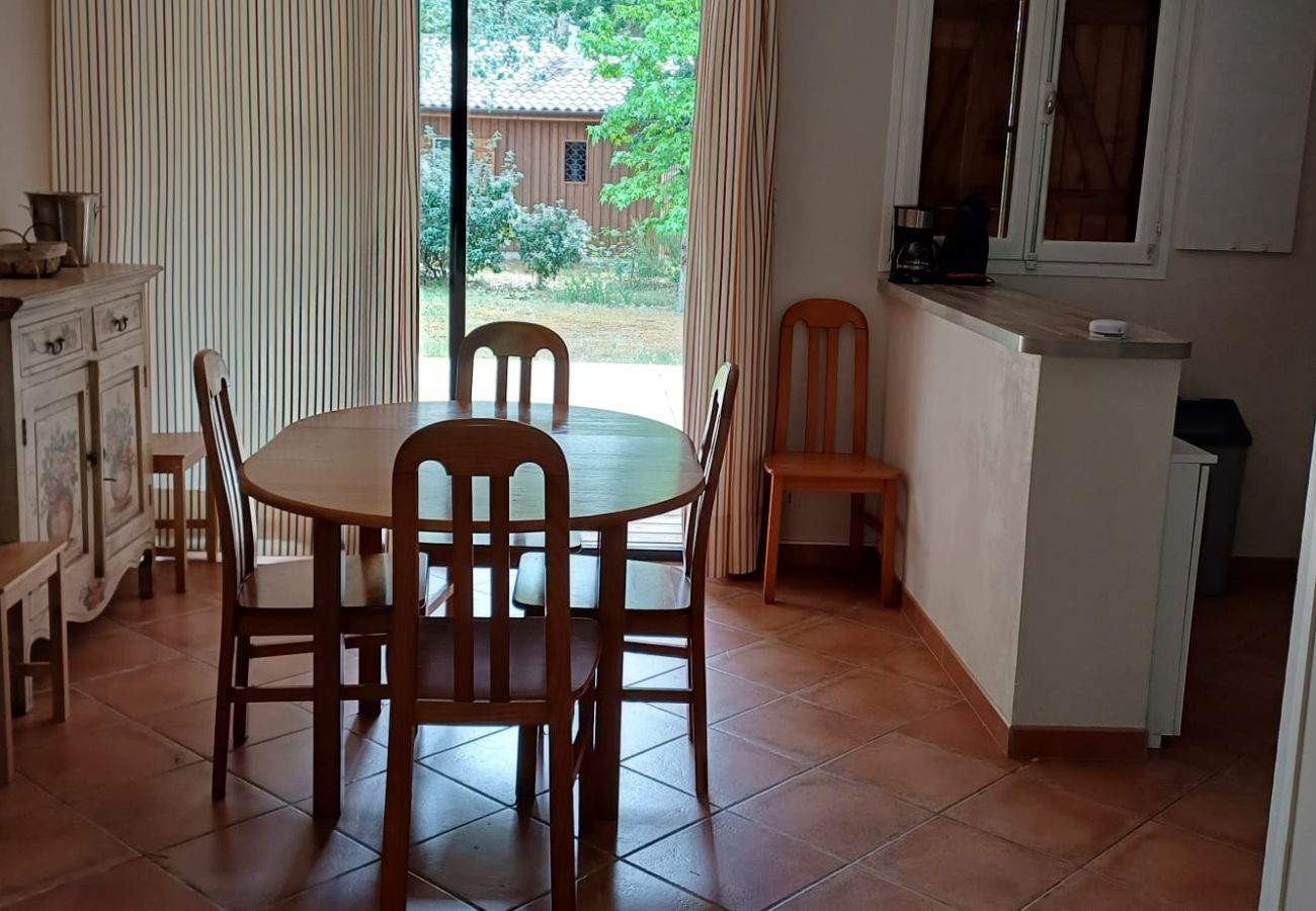 Chalet in Grayan-et-l´Hôpital - Chalet Canada 3