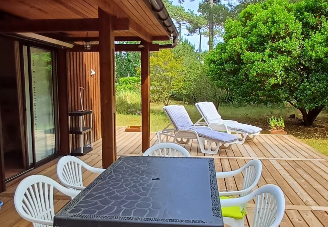 Chalet in Grayan-et-l´Hôpital - Chalet Canada 3