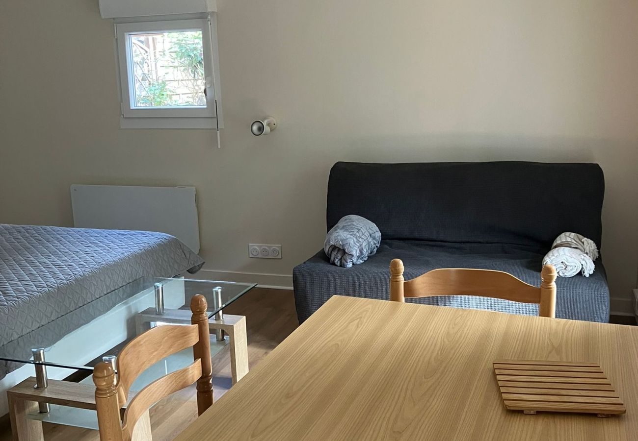 Studio in Grayan-et-l´Hôpital - Studio URSS 15 Est
