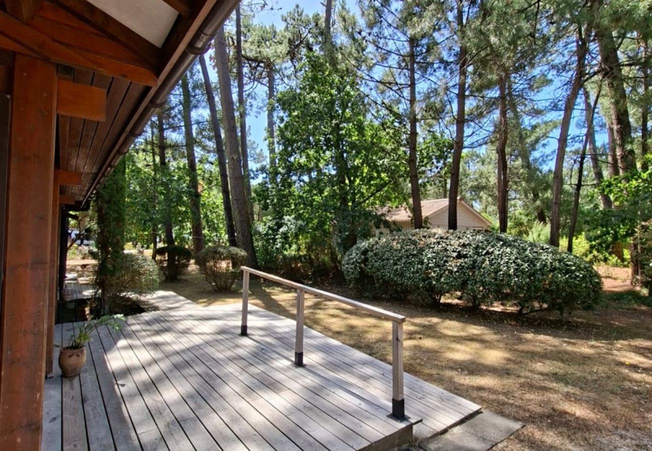 Chalet in Grayan-et-l´Hôpital - Chalet Floride 12