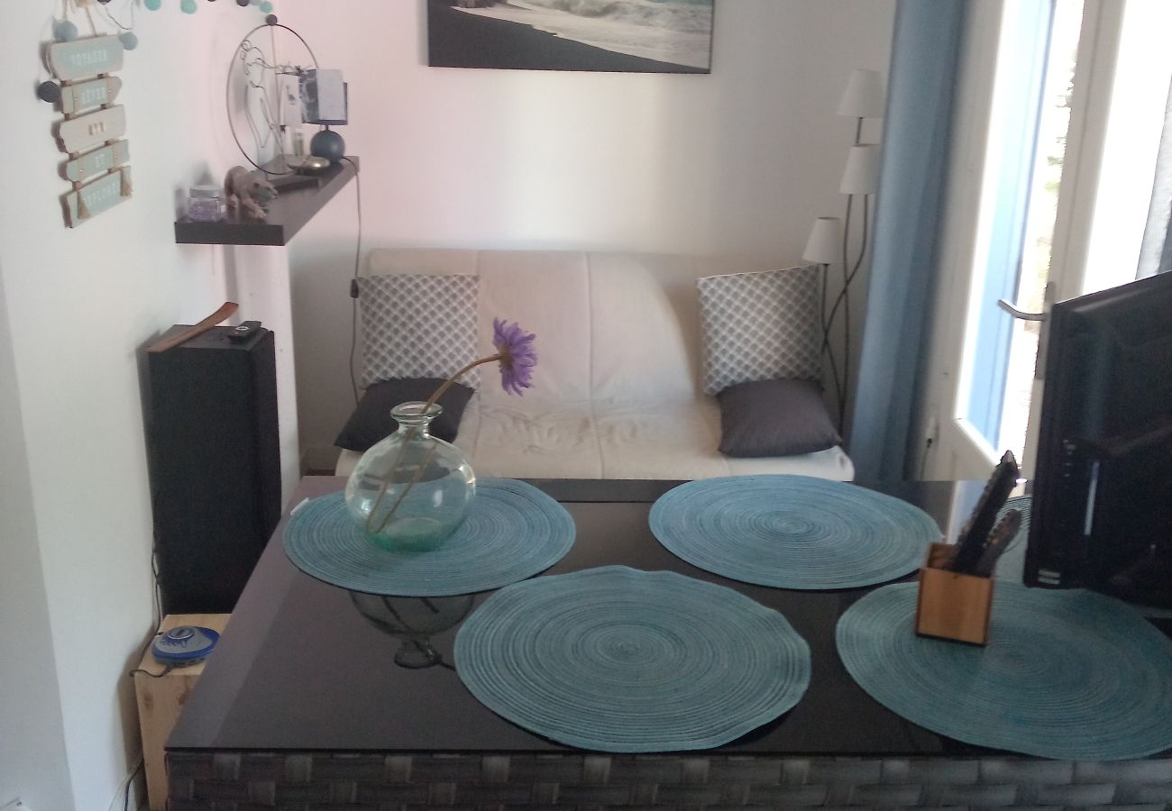 Studio in Grayan-et-l´Hôpital - Studio Chine 5 Ouest