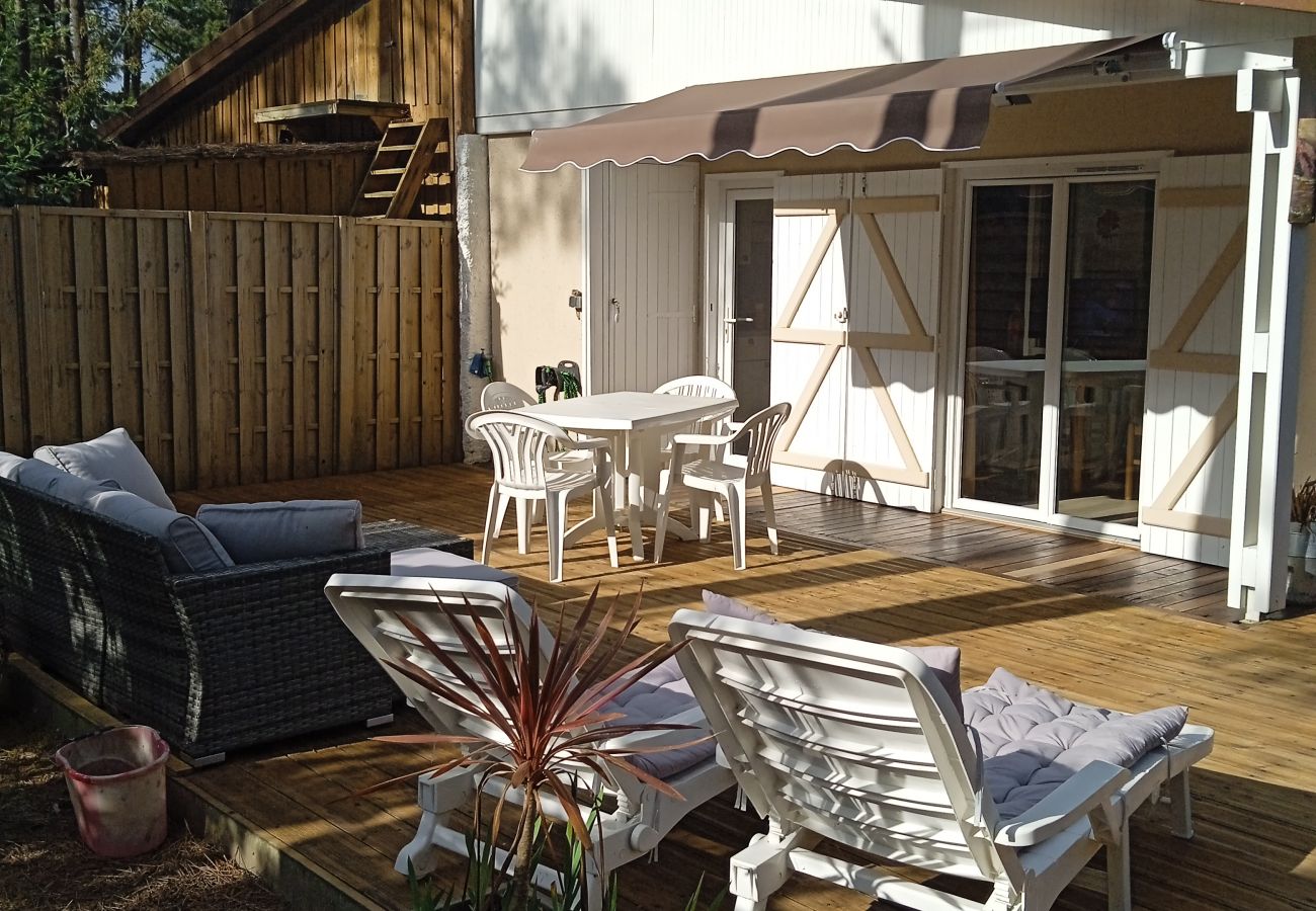 Studio in Grayan-et-l´Hôpital - Studio Asie 18 Est