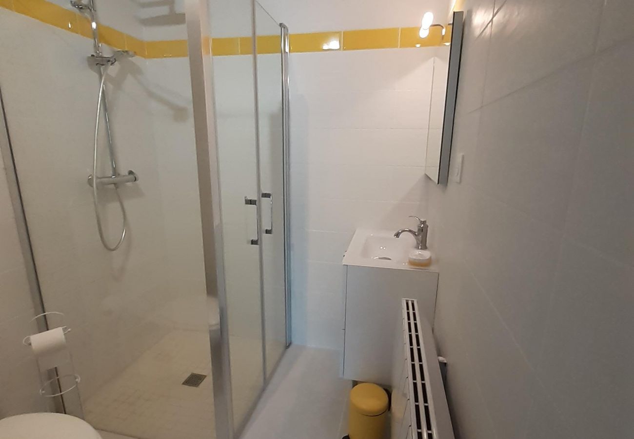 Studio in Grayan-et-l´Hôpital - Studio Asie 18 Est