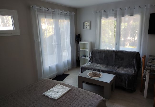 Studio in Grayan-et-l´Hôpital - Studio Asie 1 Nord Studio in Grayan-et-l´Hôpital - Studio Asie 1 Nord