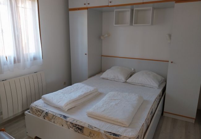 Chalet in Grayan-et-l´Hôpital - Chalet Arizona 1 Chalet in Grayan-et-l´Hôpital - Chalet Arizona 1