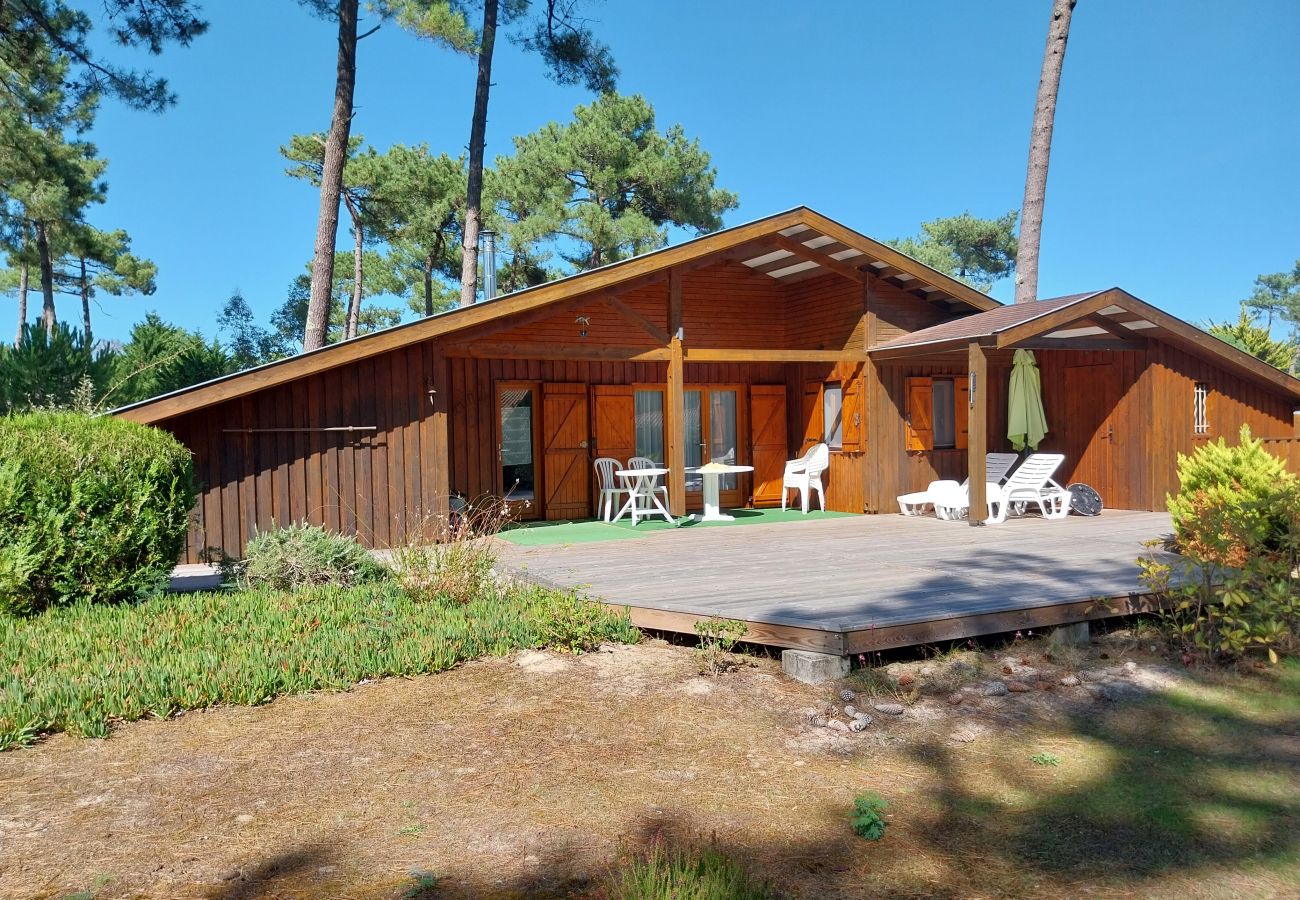 Chalet in Grayan-et-l´Hôpital - Chalet Arizona 1