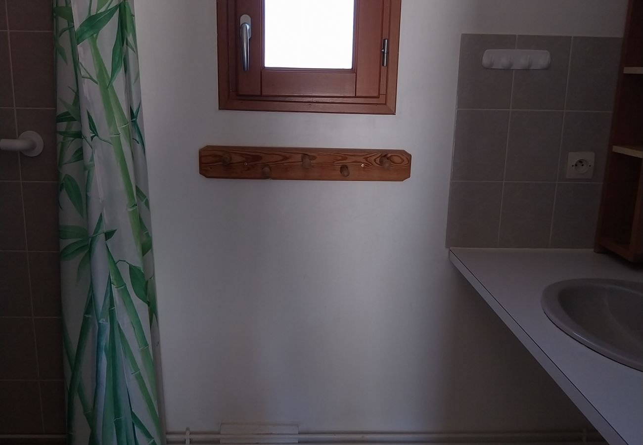 Chalet in Grayan-et-l´Hôpital - Chalet Arizona 1