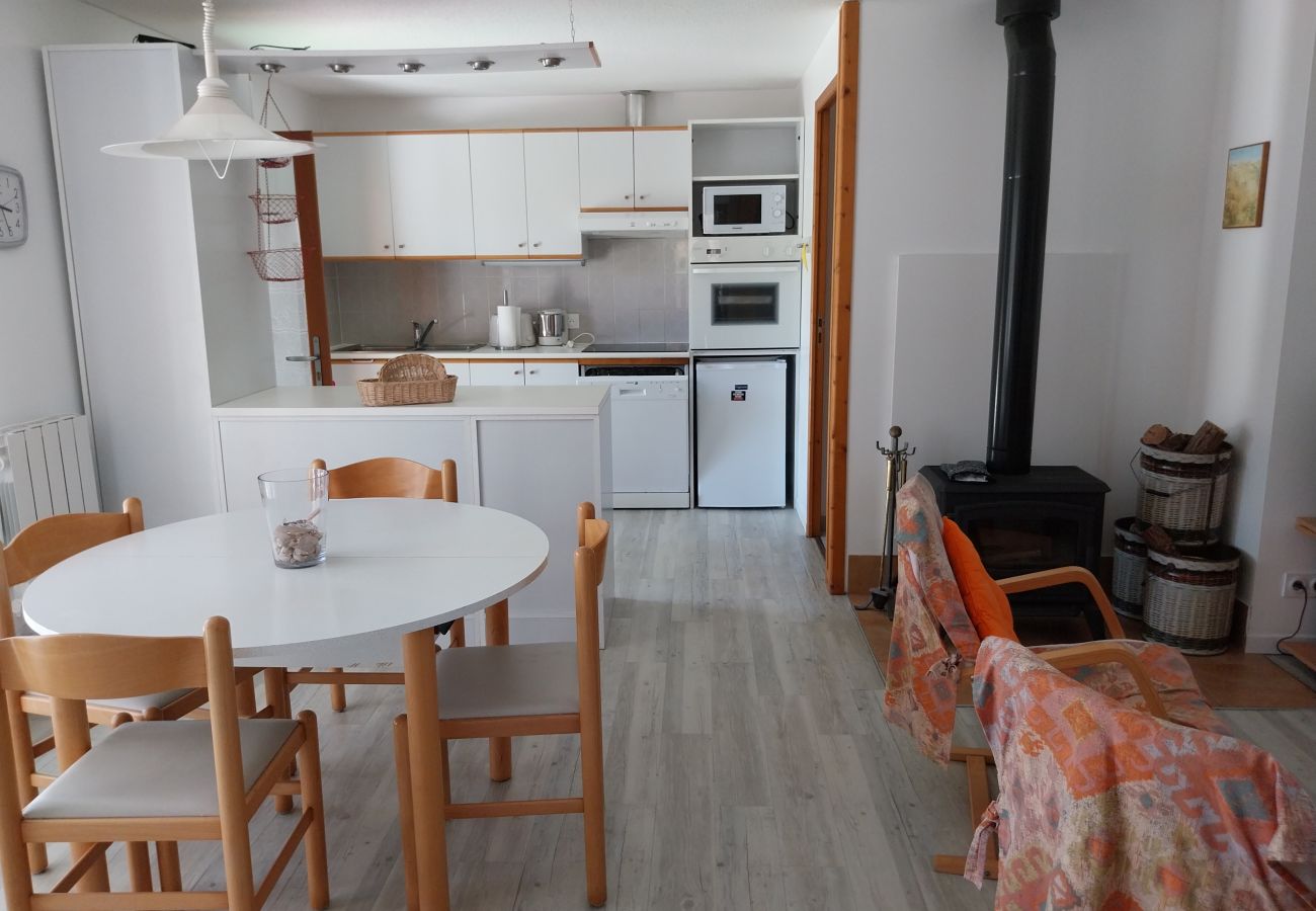Chalet in Grayan-et-l´Hôpital - Chalet Arizona 1