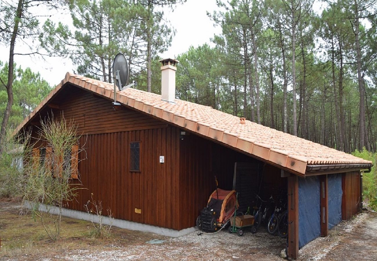 Chalet in Grayan-et-l´Hôpital - Chalet Nouvelle Calédonie 1