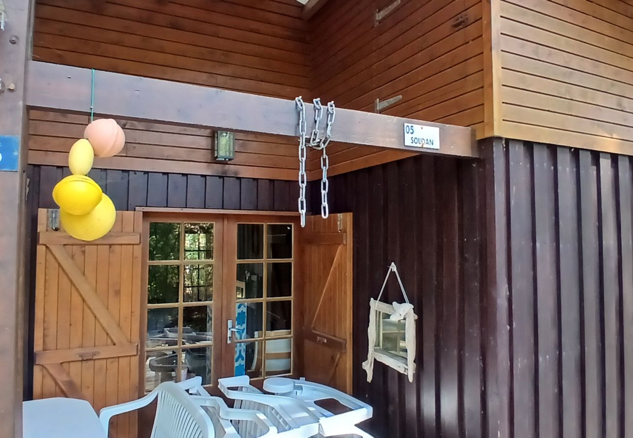 Chalet in Grayan-et-l´Hôpital - Chalet Soudan 5