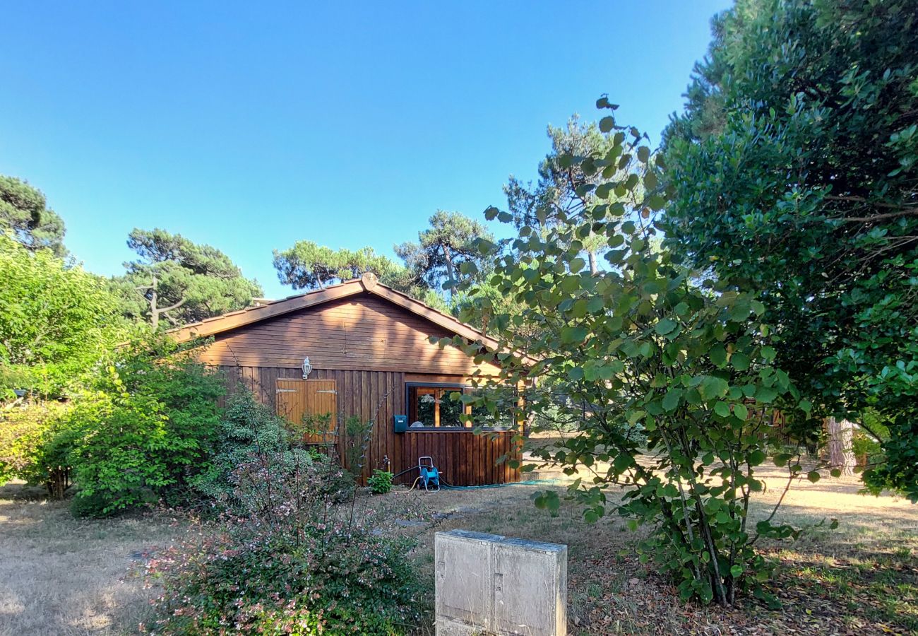 Chalet in Grayan-et-l´Hôpital - Chalet Canada 3