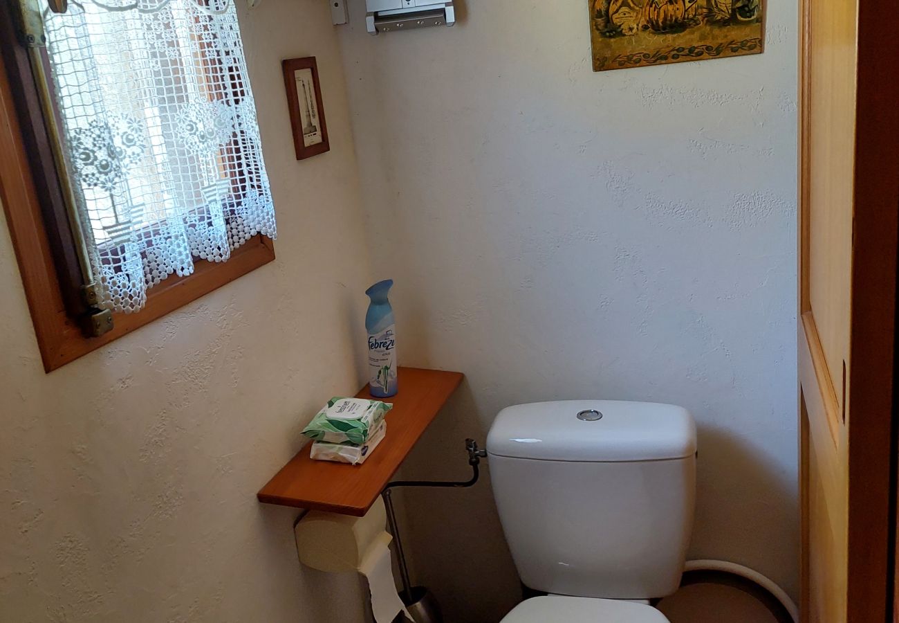 Chalet in Grayan-et-l´Hôpital - Chalet Canada 3