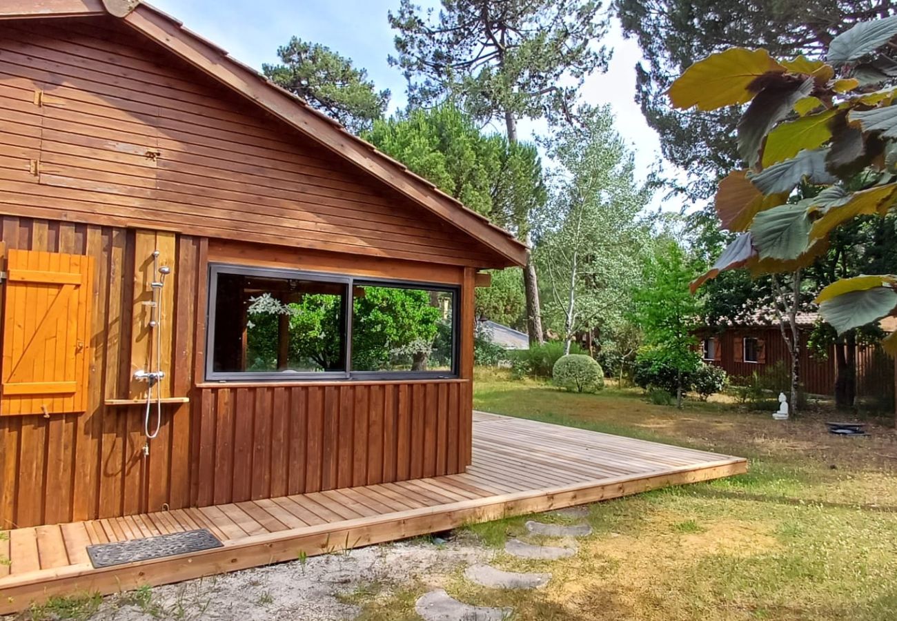 Chalet in Grayan-et-l´Hôpital - Chalet Canada 3