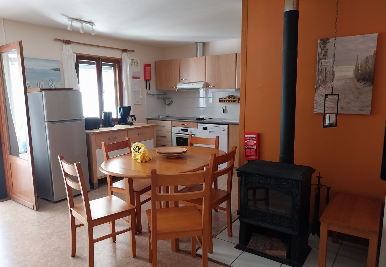 Chalet in Grayan-et-l´Hôpital - Chalet Arizona 21