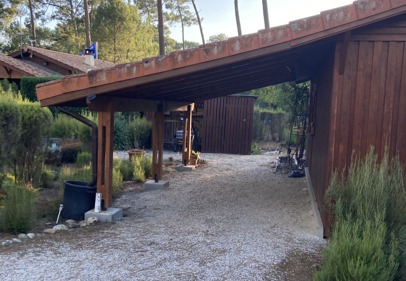 Chalet in Grayan-et-l´Hôpital - Chalet Floride 3