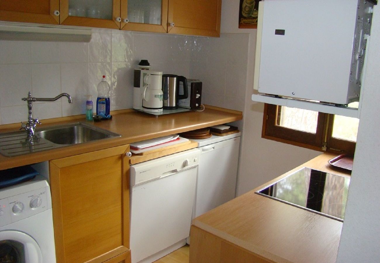 Townhouse in Grayan-et-l´Hôpital - URUGUAY 1 EST