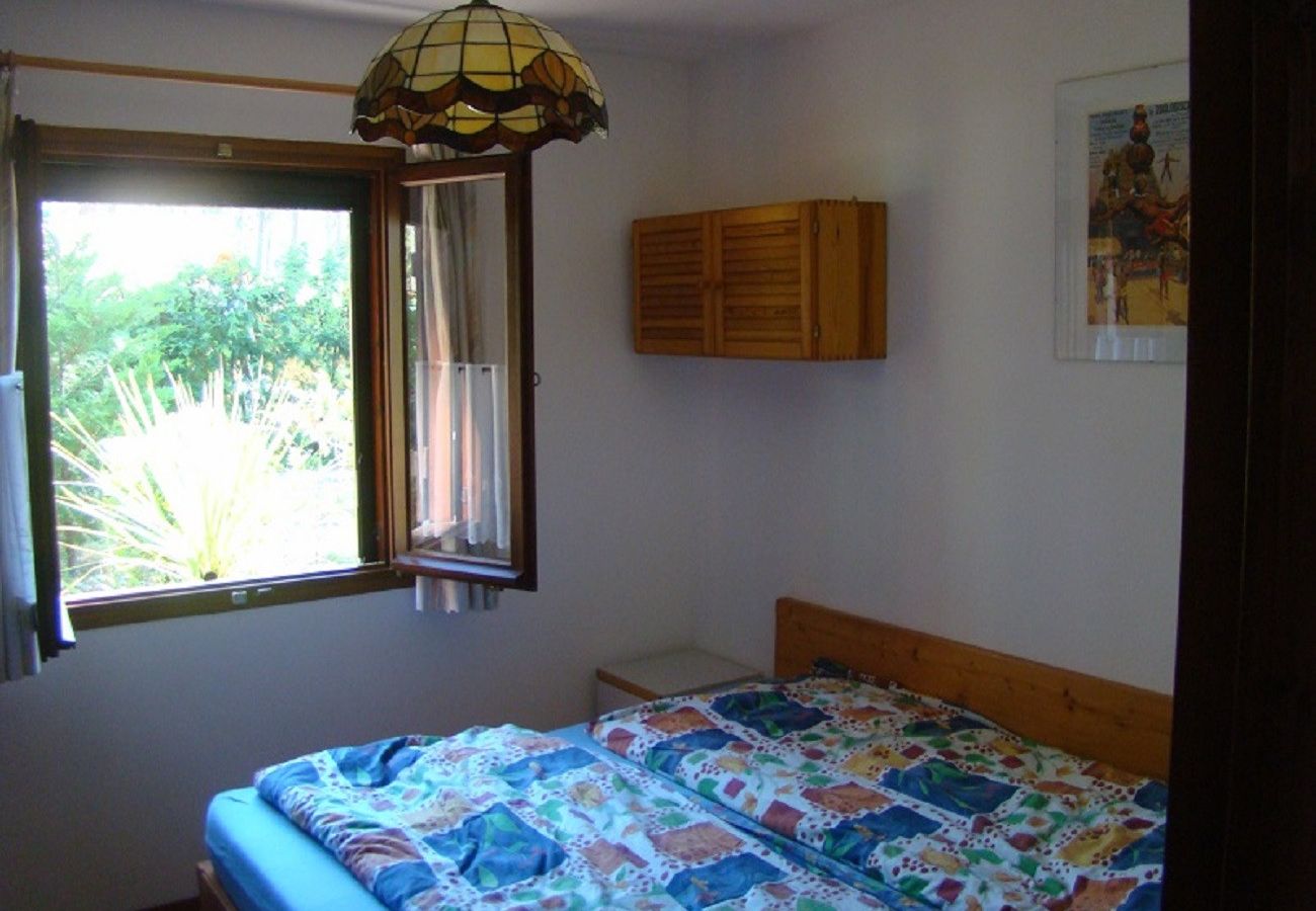 Townhouse in Grayan-et-l´Hôpital - URUGUAY 1 EST