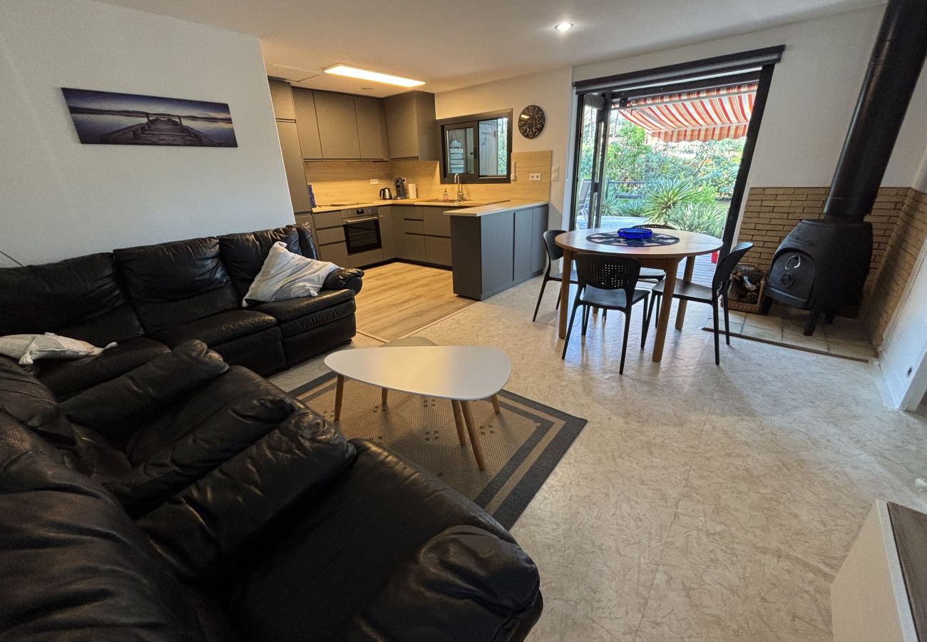 Chalet à Grayan-et-l´Hôpital - Chalet France 9