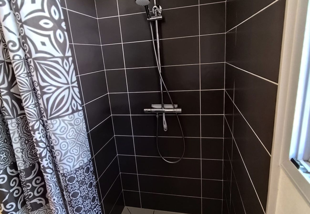 Chalet à Grayan-et-l´Hôpital - NOUVELLE CALEDONIE 8